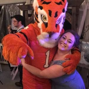 Meet your Posher, Brooke